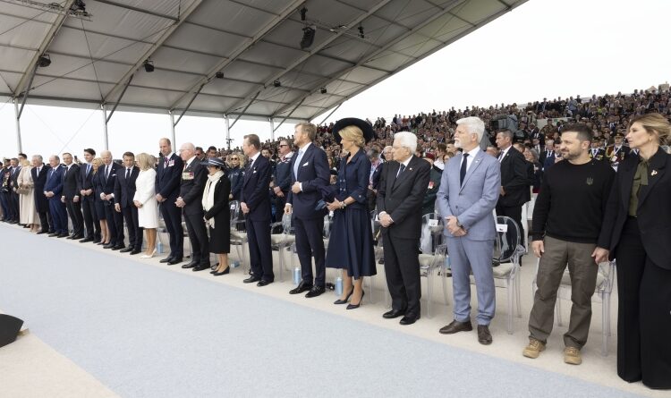 Mattarella alla cerimonia per l’80° anniversario dello sbarco in Normandia